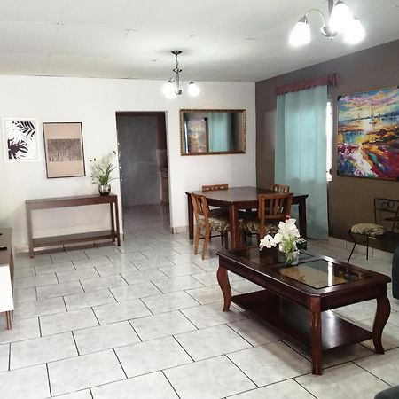 Hotel La Casa De La Abuela Букет Екстериор снимка
