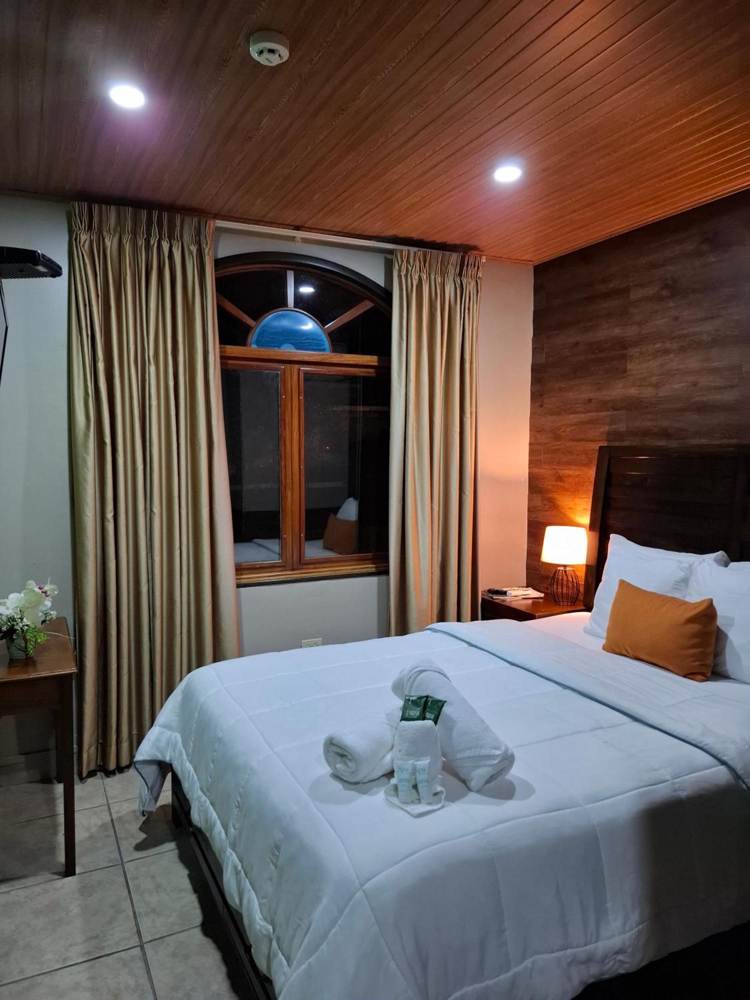 Hotel La Casa De La Abuela Букет Екстериор снимка