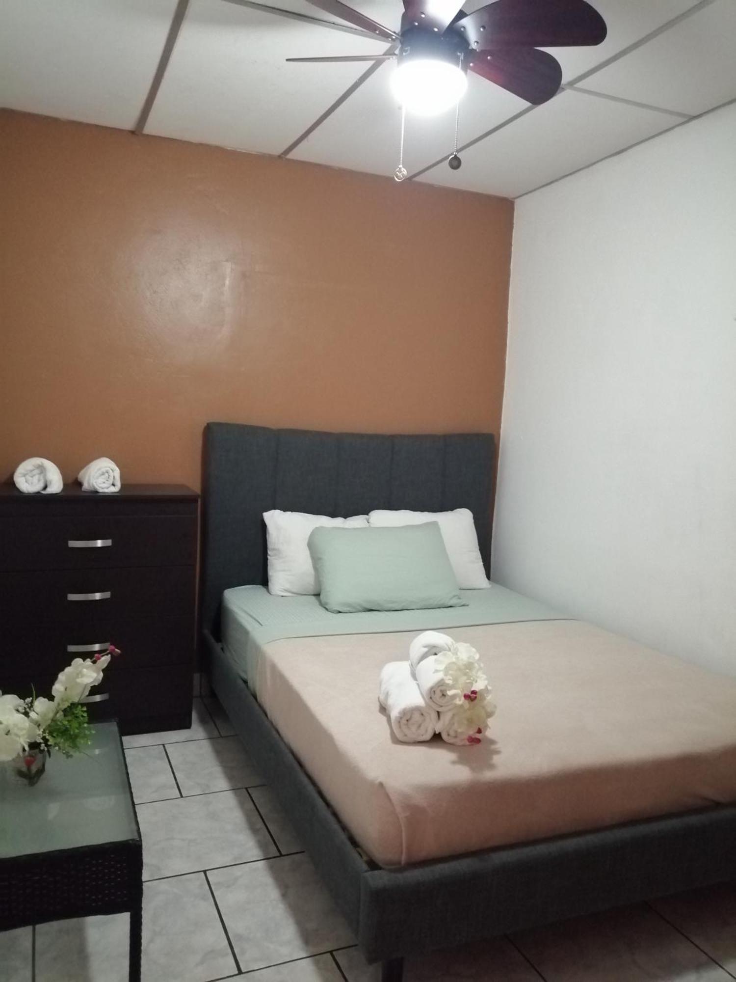 Hotel La Casa De La Abuela Букет Екстериор снимка